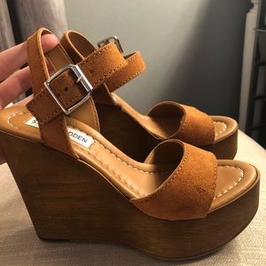 BRAND NEW STEVE MADDEN SHOES